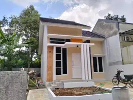 Jual Rumah Siap Huni Tanah Sangat Luas 221m2 Wajib Lihat di Mangunsari Gunungpati