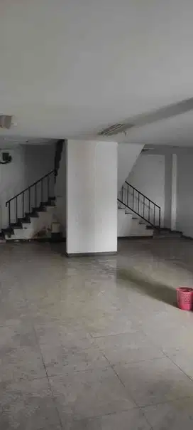 Ruko Gandeng 4 Lantai Siap Pakai Strategis di Cideng Barat Jakarta Pusat