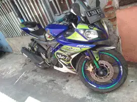 Yamaha R15 V2 Mulus Terawat - Nego Halus - Siap Gas!