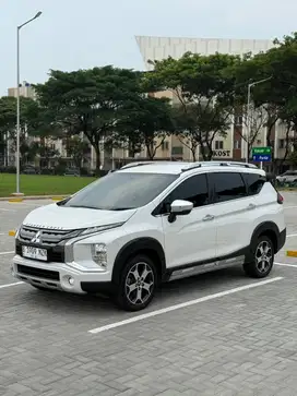 Mitsubishi Xpander Cross NIK 2020 Putih Premium Package Ultimate Sport