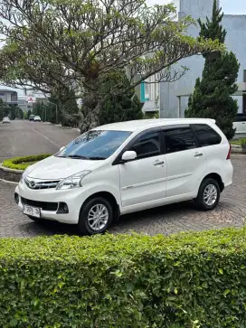 XENIA R DELUXE A/T 2014 LOW KM ISTIMEWA