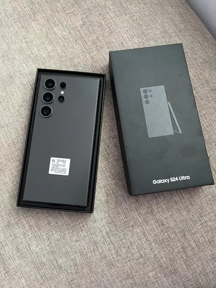 Samsung S24 Ultra 5G 12/256gb Sein Fullset