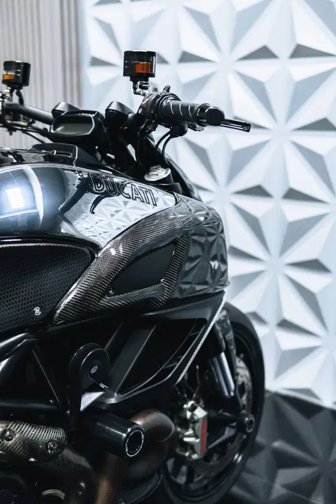 Ducati Diavel 'Chromo' 2013