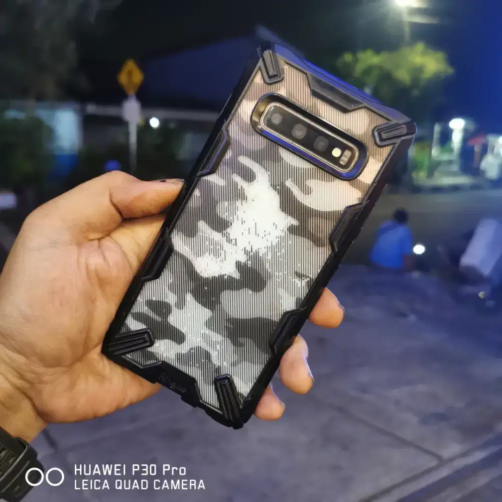 S10+ 8 128 masih bagus bgt