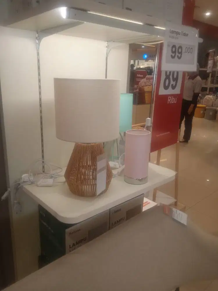 Jual berbagaim macam lampu tidur