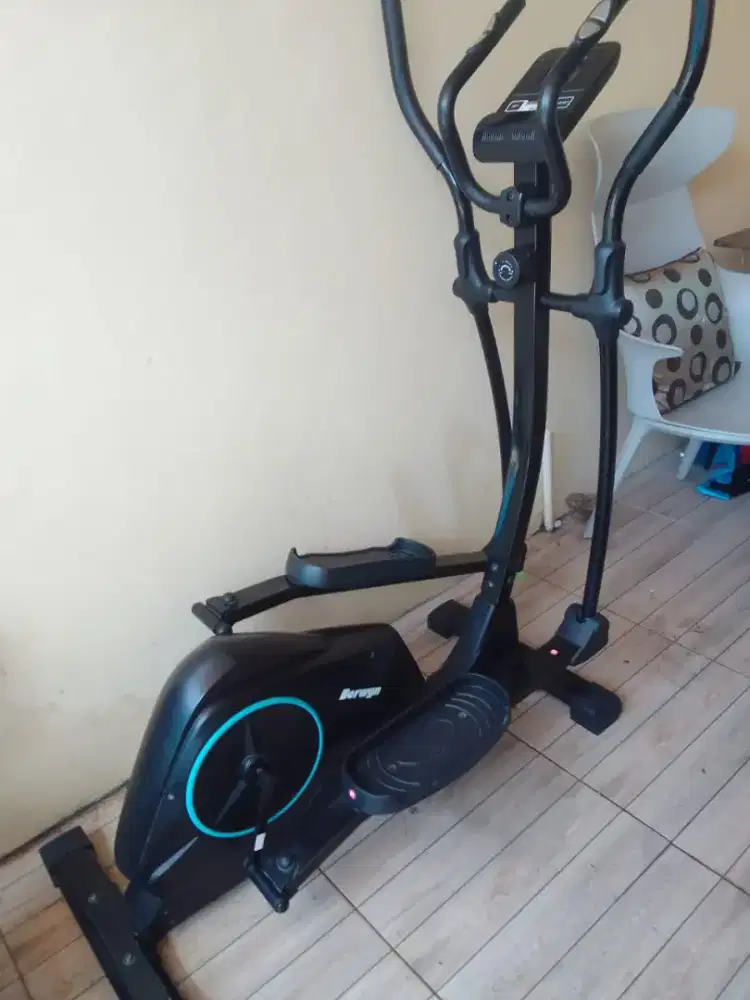 Alat Fitness 3 in 1 (Treadmill, Sepeda, Stepper)