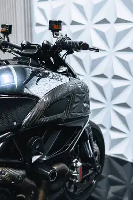 Ducati Diavel 'Chromo' 2013