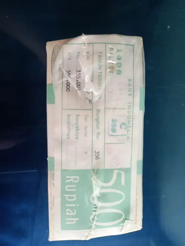 Uang kertas Rp 500,-  edisi 1992