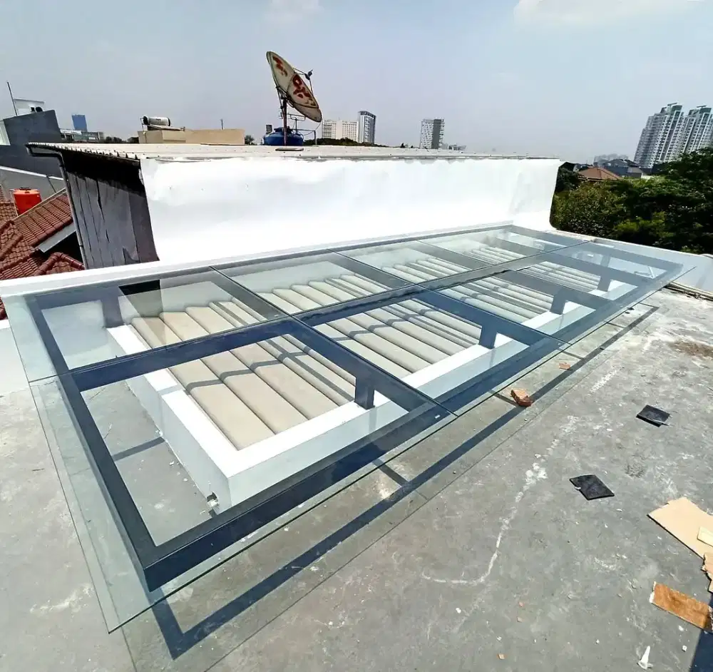 Canopy kaca 828