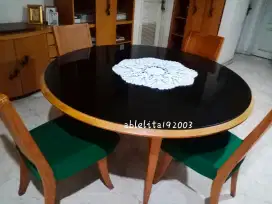 Edisi pindahan..dijual 1 meja bundar, cek deskripsiya.