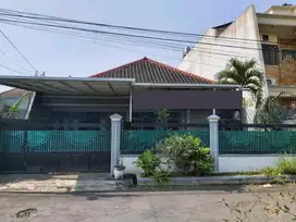 Dijual Rumah Siap Huni di Taman Borobudur, Tengah Kota Malang