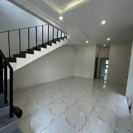 House For Sale, Rumah Baru Siap Huni Lokasi Di Kawasan Tenang Turangga, Bandung
