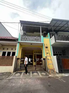 Rumah 2 Lantai di Pondok Kelapa Duren Sawit Jakarta Timur