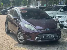 DP MURAH Ford Fiesta 1.6 Bensin-AT 2011 SZA