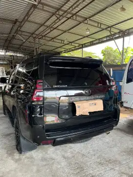 Landcruiser prado TL black edition