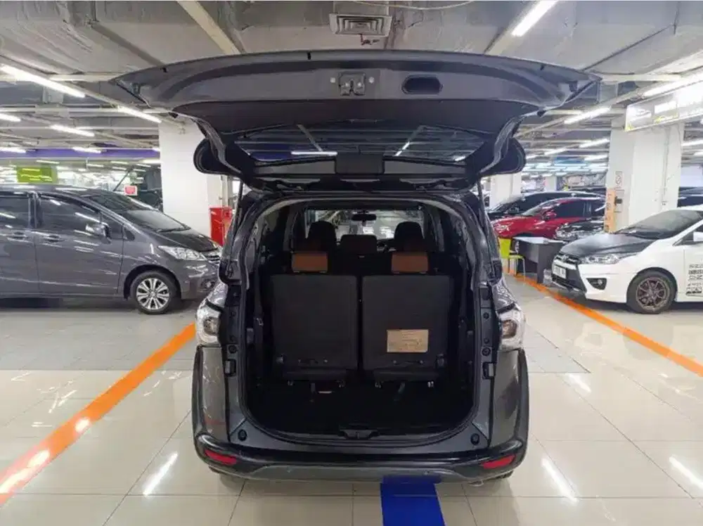 Toyota Sienta V 2017 at Siap pakai