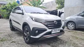 TOYOTA RUSH S TRD SPORTIVO MATIK 6 AIRBAG PUTIH ISTIMEWA SKLI BS KRD