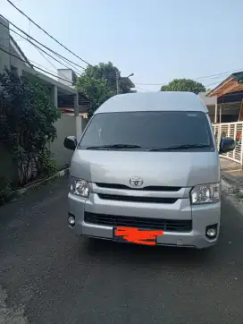 Hiace Silver 2021 PMK
