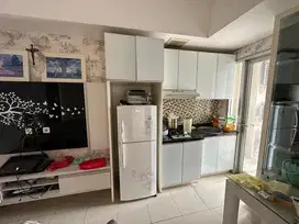 disewa unit apartemen green lake sunter,2bedrooms,semifurnished,view laut priok