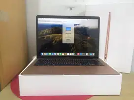 MacBook Air M1 13-Inch 8/256 Gb Gold IBOX