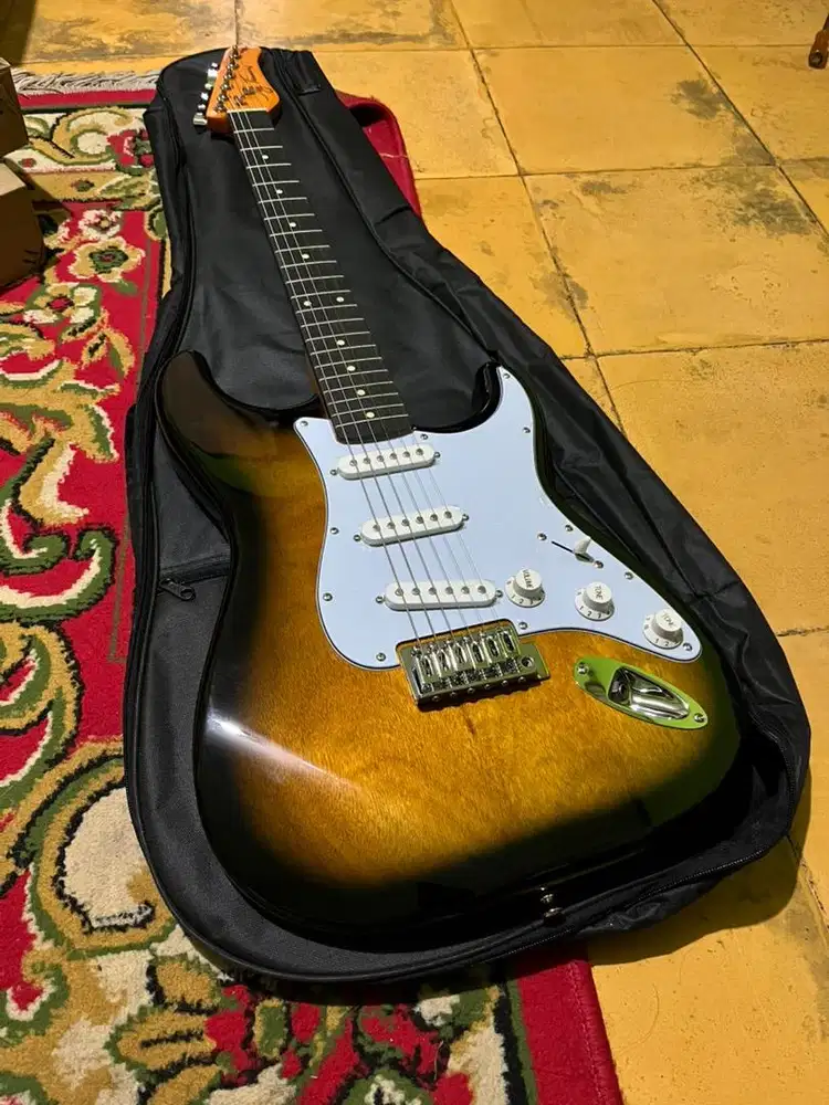 Gitar listrik elektrik jay turser jt300 sunburst original stratocaster