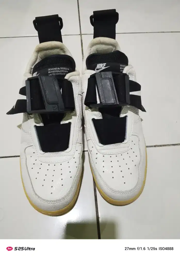 Sepatu enak pake