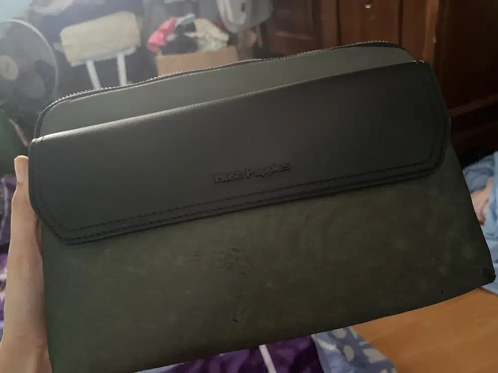 Jual murah tas tangan pria hush puppies