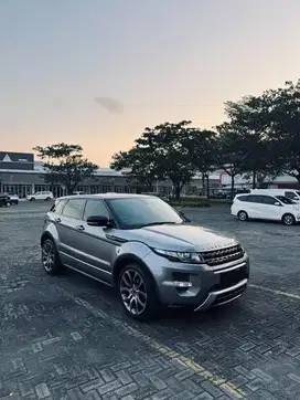 Land Rover Range Rover Evoque 2.0 Dynamic Luxury Si4 SUV 2012