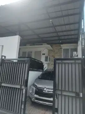 Dijual rumah siap huni di cibubur city