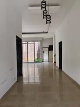 SEWA Rumah 2 lantai mewah siap huni strategis di Mekar Wangi, Bandung