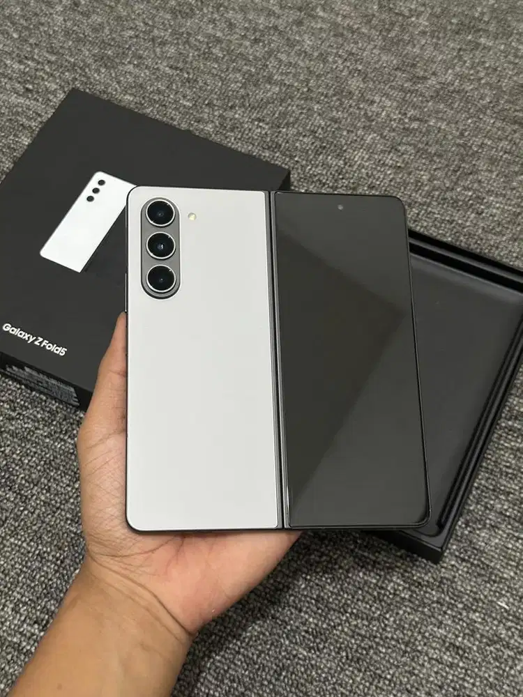 Samsung Z Fold 5 ram 12/512 gb exclusive grey fullset