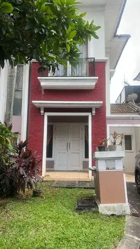Dijual Rumah SHM Gading Serpong Taman Crystal