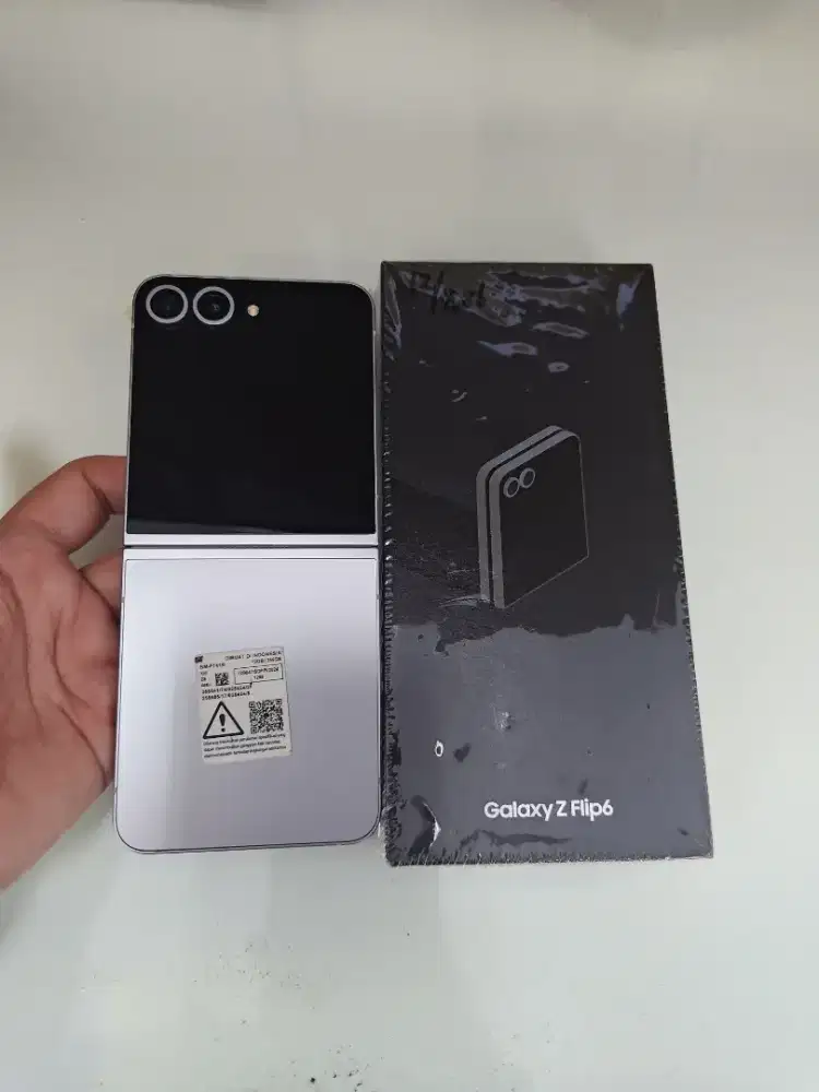 Samsung flip 6 12/256gb