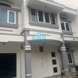 Disewakan Rumah Besar Siap Huni di Sunter Paradise