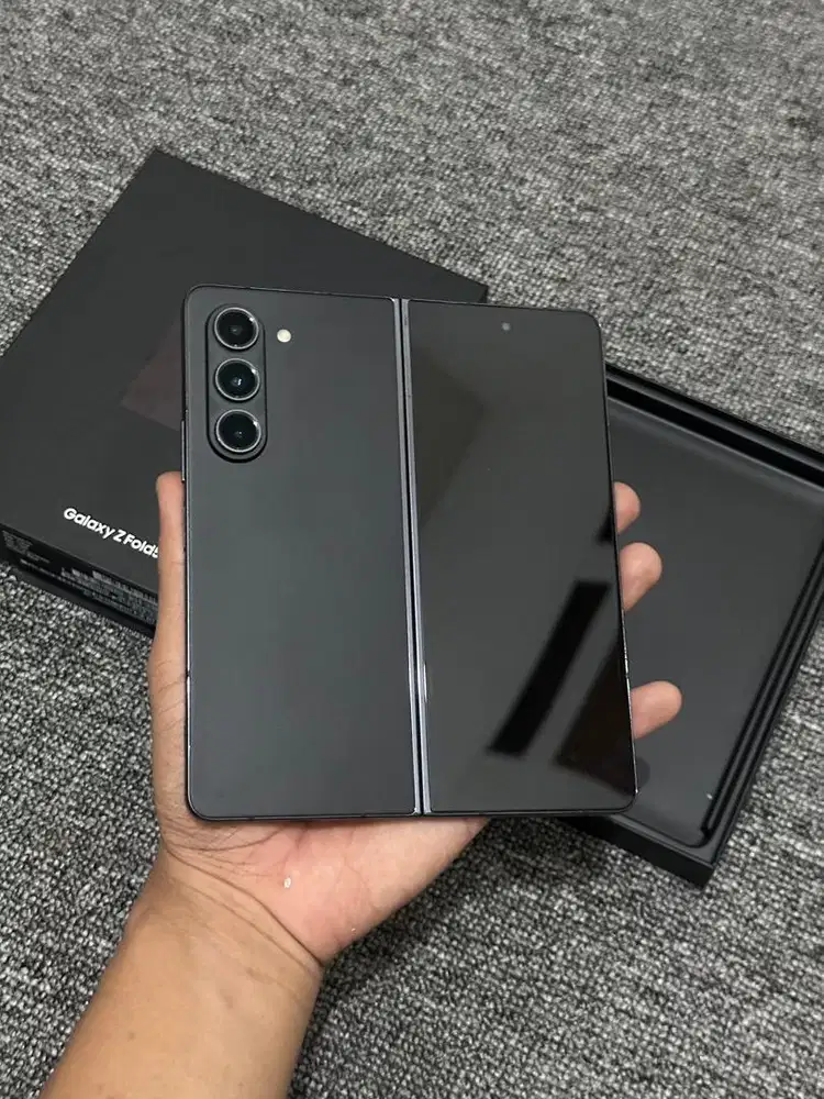 Samsung Z Fold 5 ram 12/512 gb Black fullset