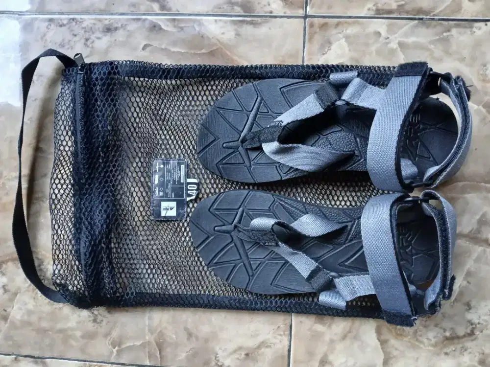 Sandal gunung arei outdoor gear