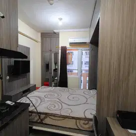 scarlet mall studio furnish bagus include BN sangat murah gratis ganti wallpaper