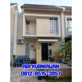 Rumah 2,5 Lantai Semi Furnish, 4 Kamar | Hanya 2M Nego! Rumah Mewah Carillo Boston