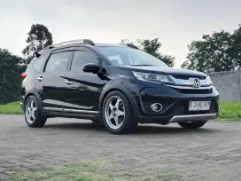 Tdp 0 - Honda BRV E AT 2017 Hitam Mewah (BR-V)