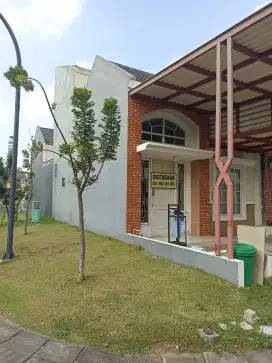 Disewakan rumah citra harmoni cluster Rotterdam
