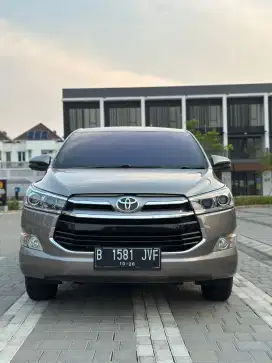 INNOVA V 2.4 DIESEL AT LOW KM 2018