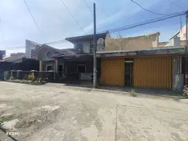 Rumah Mewah dan Luas di Bumi Asri Mekar Rahayu