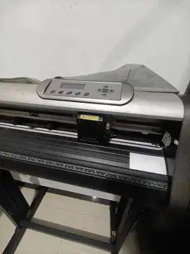 mesin cutting Jinka 722 PRO autocontour LED