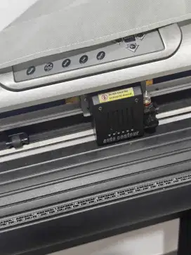 mesin cutting Jinka 722 PRO autocontour LED