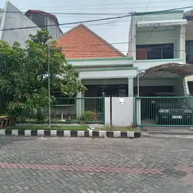 Dijual Rumah Manyar Kartika Row Jalan 3 mobil