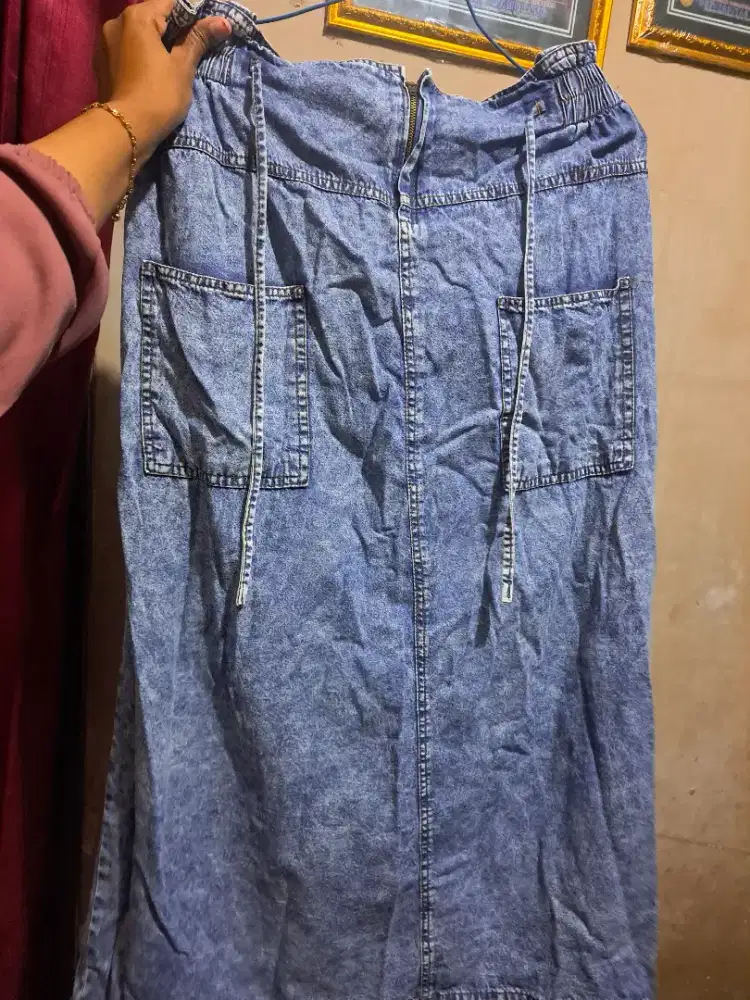 Rok ikat model jumpsuit