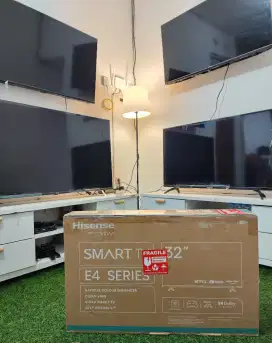 HISENSE SMART TV 32 INCH , LENGKAP FULLSET , Seperti Baru , LIKE NEW
