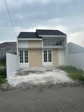 Rumah Murah Baru Gress di Perumahan Taman Puspa Sari Candi Sidoarjo