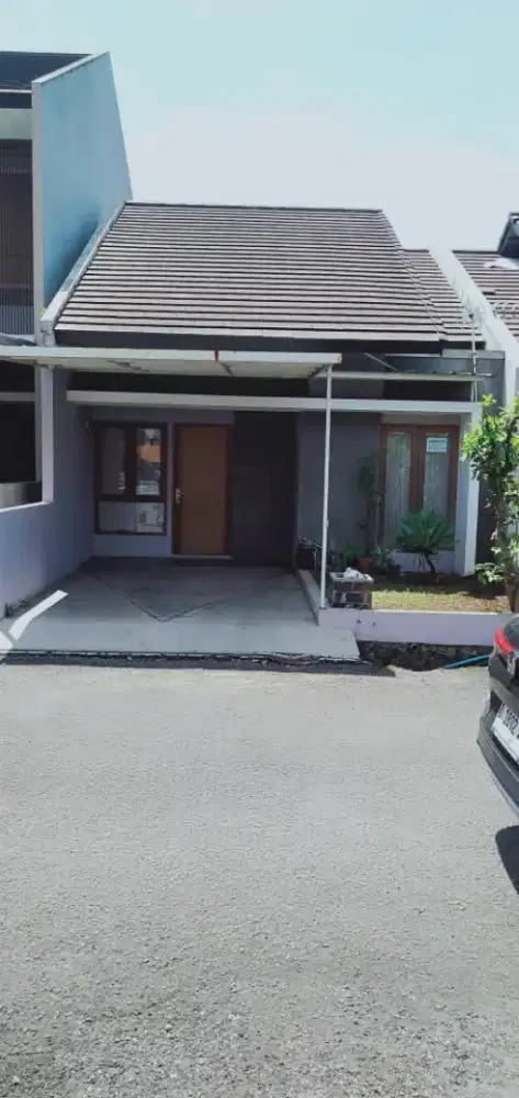 Disewakan/dikontrakkan Rumah Lokasi Strategis di Terusan Buahbatu