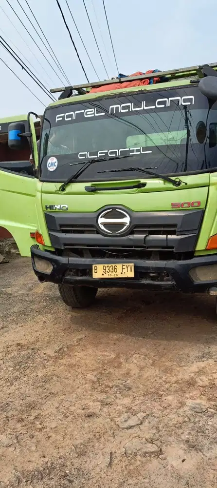Mekanik truck hino dan fuso